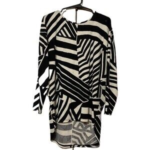 Cypress Blu Women’s High Low Flowy Geometric Print Blouse Size Small
